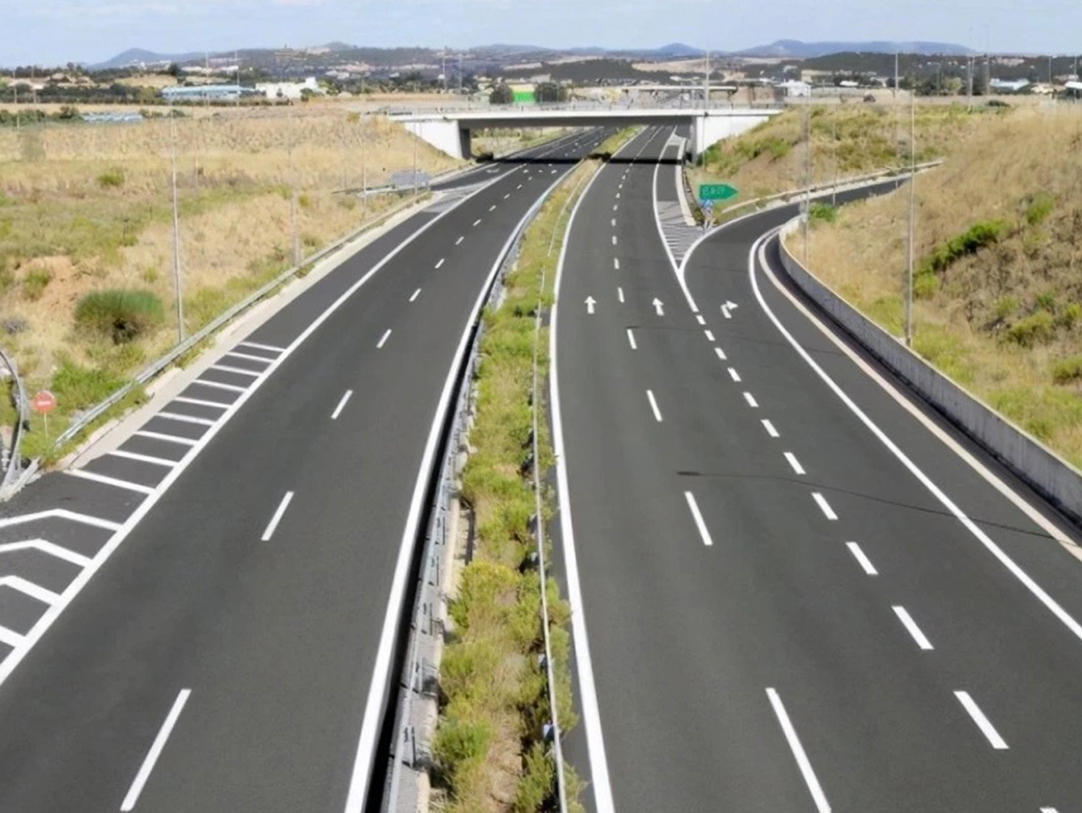 陕西又有项目过审，为全长38.83公里，双向四车道的高速公路