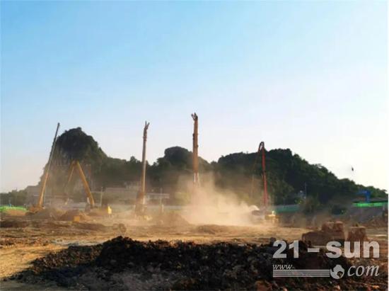 “包场”，徐工旋挖钻群机进驻漓江东岸