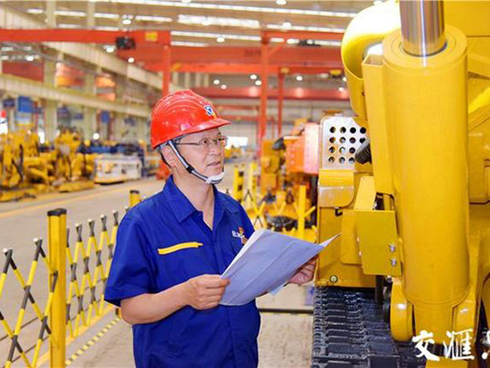 孔庆华团队：37年打造工程机械民族品牌