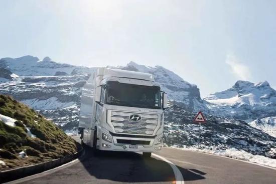 突破100万公里！现代汽车氢燃料电池重卡XCIENT瑞士上路
