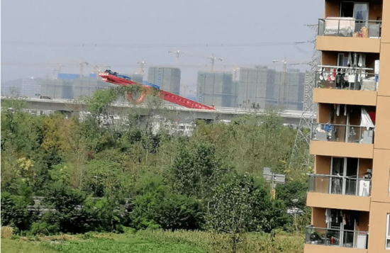 浙江杭州一在建高铁项目架桥机发生机械故障，致1死2伤！官方通报来了