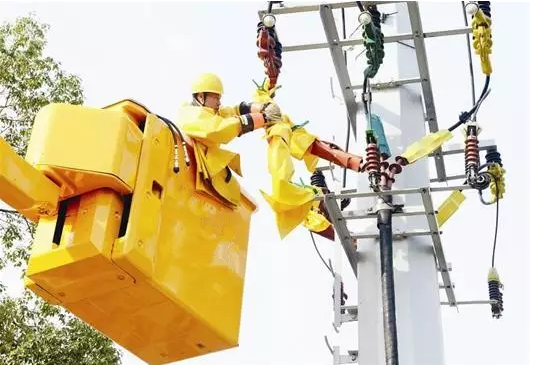 高空作业平台在配电线路实际工作中的应用