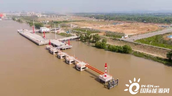 全国内河首座岸基式LNG加注站建成并投运