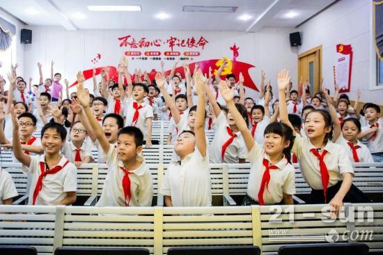 “育见”未来！师者徐工，很圈粉(图2)