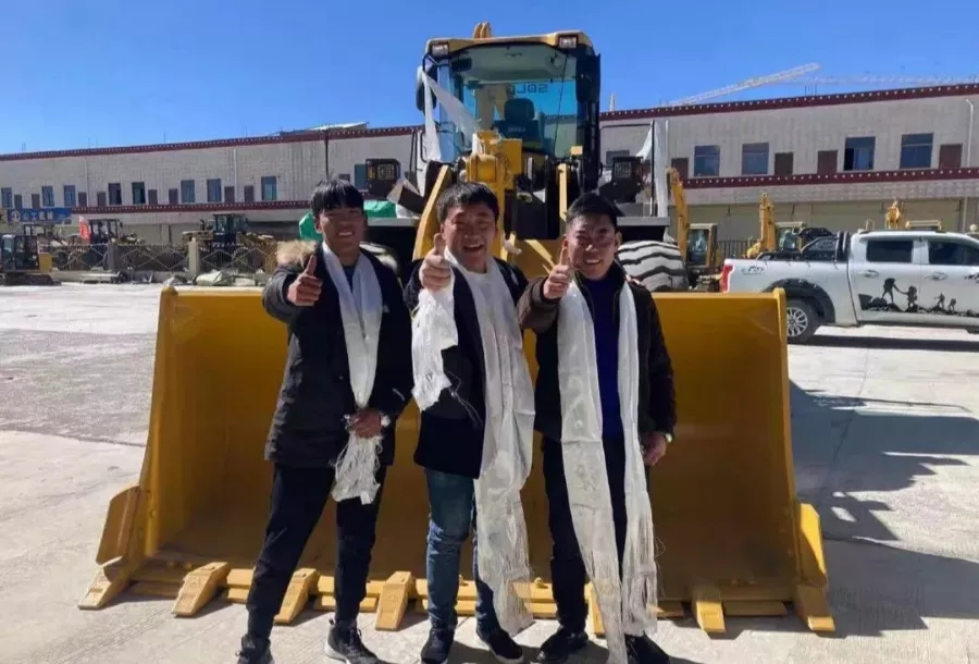 【临距离】始于颜值，忠于品质！山东临工L956F PLUS装载机赢西藏用户认可