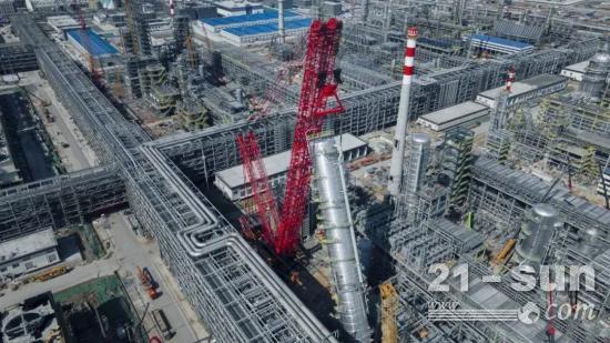 震撼！三一4500吨“全球第一吊”双臂工况首秀(图5)