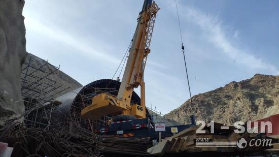 央视探班！徐工“25吨级神车”，海外地标上新！(图8)