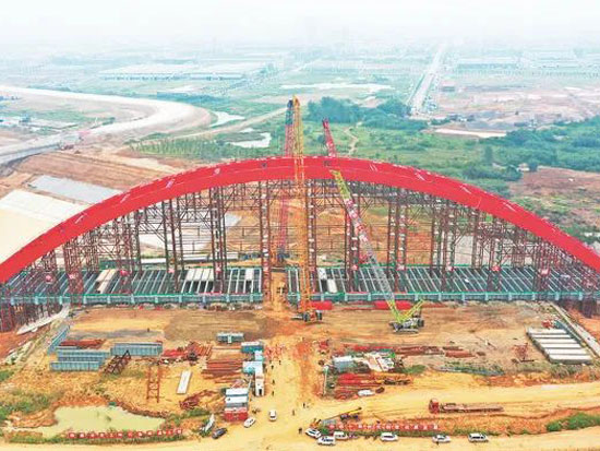 徐工助力建设G3合铜黄高速特大桥