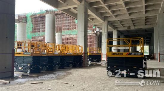 柳工高空作業機械超百臺發車！(圖2)