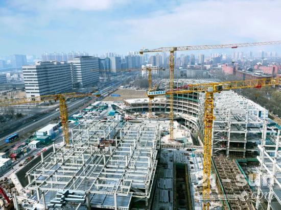 徐工塔机携手北京城建赋能北京口腔医院项目(图1)