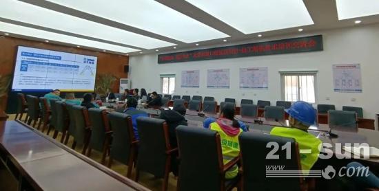 徐工塔机携手北京城建赋能北京口腔医院项目(图3)