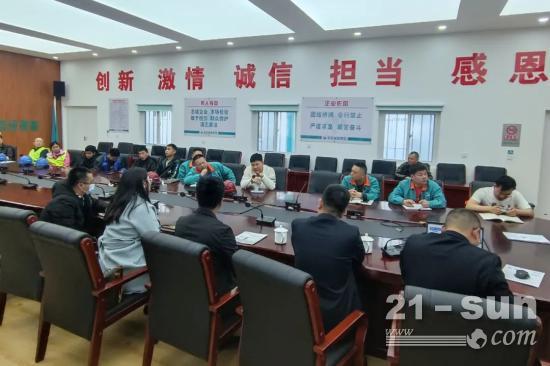 徐工塔机携手北京城建赋能北京口腔医院项目(图4)