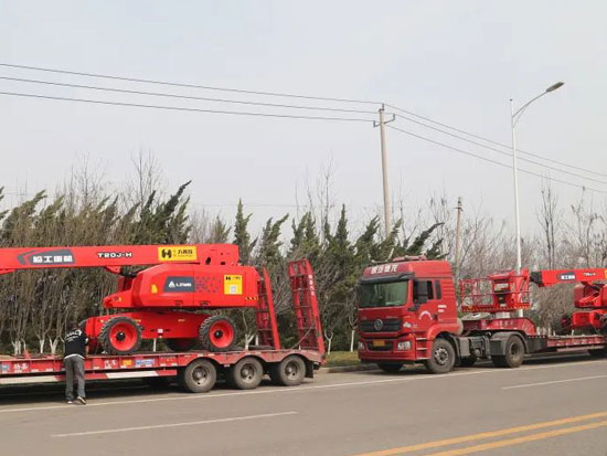 24h发车破千！临工重机刷新行业新纪录！
