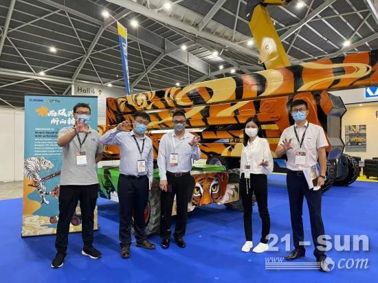 国潮大秀！徐工灵云K系列高空作业平台闪耀BULDTECH AISA 2022(图3)