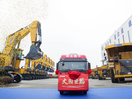 11台，发往欧洲高端市场！徐工大型矿业装备再突破！