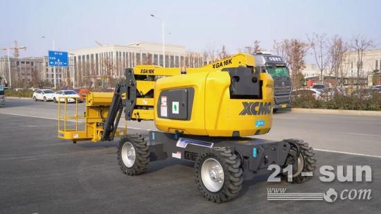 智能精靈丨徐工XGA16K曲臂式高空作業平臺城市施工利器(圖4)