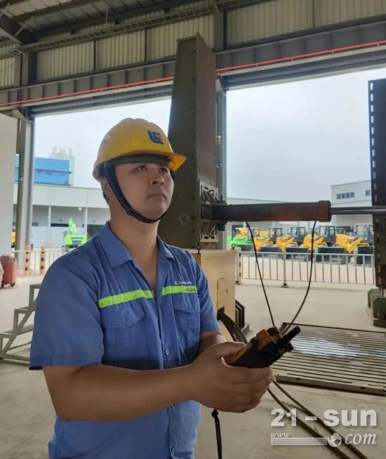努力做到最好：为生产提建议，给产品“挑刺”(图2)