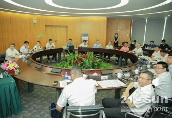 多元合作，共进共赢！徐工机械与中集集团签署战略合作协议(图4)