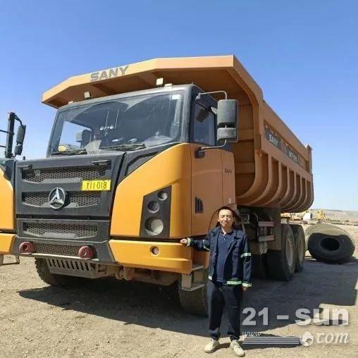 礦世英雄｜1臺→164臺，三一寬體車駛出發(fā)展之路