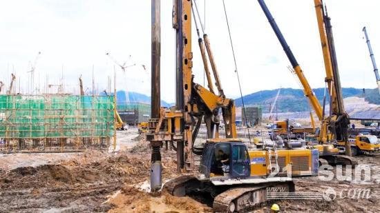 20台徐工旋挖钻机“团建”云南“绿色钢城”