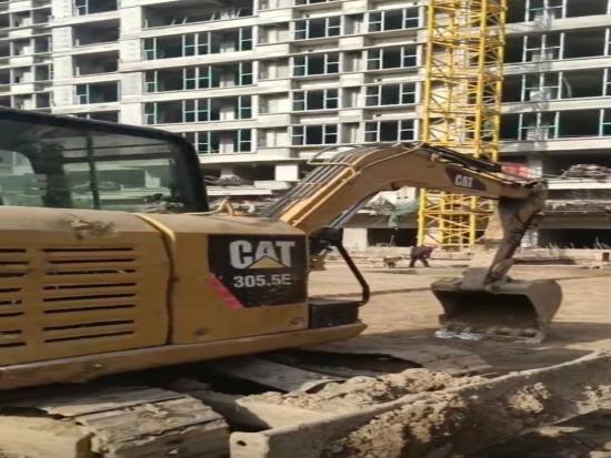 徐州市出售转让二手不详小时2016年卡特彼勒305.5挖掘机
