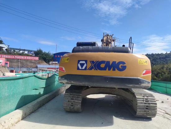 昆明市出售转让二手不详小时2016年徐工XE215D挖掘机