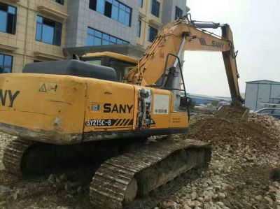 湖北省武汉市出租SY215C-8履带式挖掘机