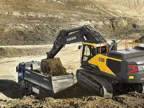 沃尔沃国四EC500履带式挖掘机—开山利器，无惧磐石
