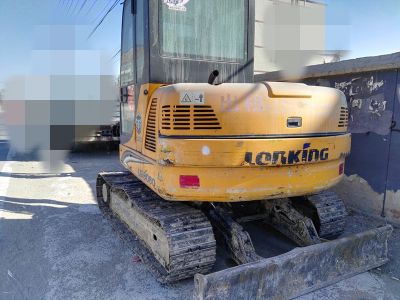 北京市昌平区出租LG6060履带式挖掘机