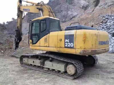 河北省保定市出租220履带式挖掘机