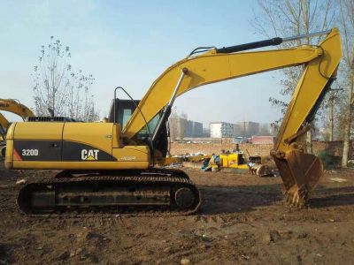 河北省保定市出租320D履带式挖掘机