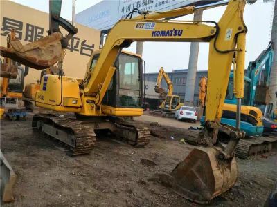 河北省保定市出租60-7履带式挖掘机