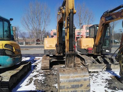北京市延庆县出租SY55C履带式挖掘机