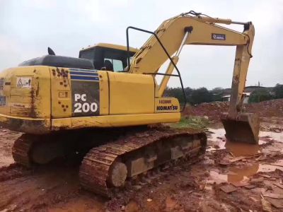 河北省保定市出租200-7履带式挖掘机