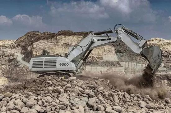 250吨级矿用挖掘机继承者——利勃海尔R 9300高赋能上市开售