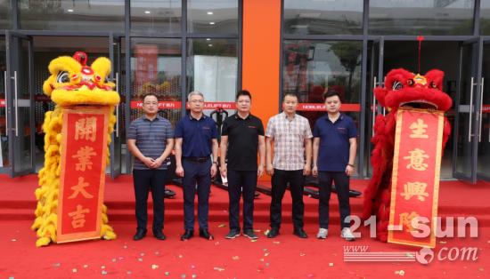 同诺共力 加成未来丨扎根本土市场，诺力杭州4S工厂店盛大开业！