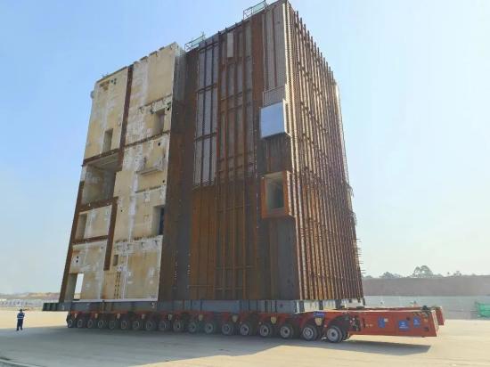 三一3600吨履带起重机 成功吊装廉江核电千吨级模块！