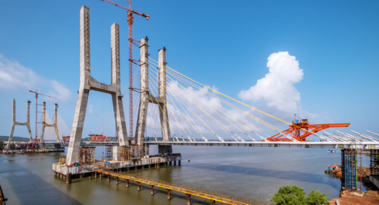 彩虹越天竺！柳工欧维姆助力印度跨度第二大斜拉桥建设