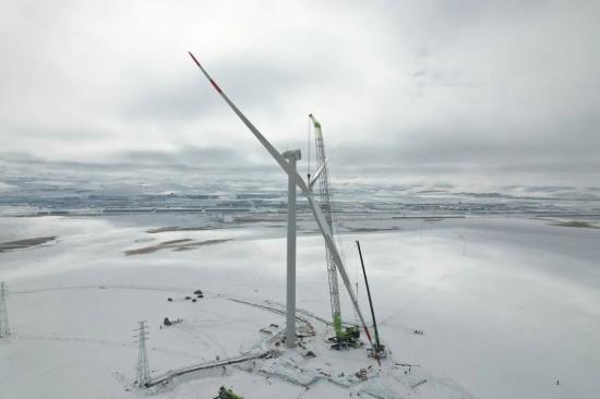 世界超高海拔地区最大风电场投产 中联重科装备青藏<em>高原</em>再书传奇！