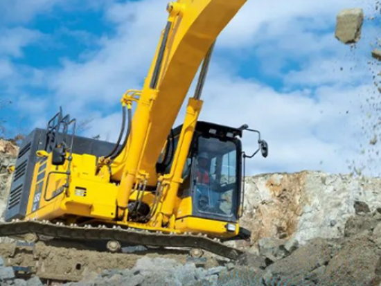 小松PC650LC-11MO挖掘机：矿区重载作业的得力助手