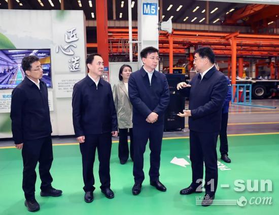李忠军副省长调研徐工集团
