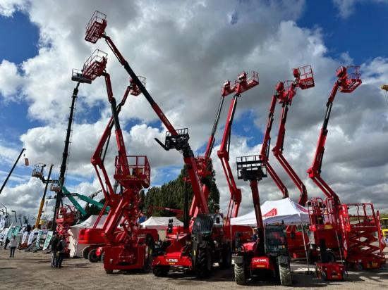 临工重机多款产品精彩亮相英国Vertikal Days展会
