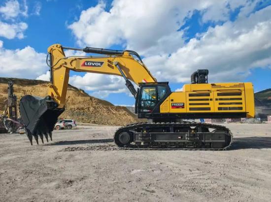 矿山金刚，开山掘宝：雷沃FR1000F助力云南磷矿资源高效开发