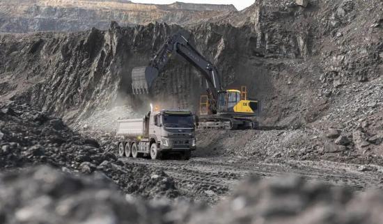 重载界 “效率猛兽”！沃尔沃 EC360