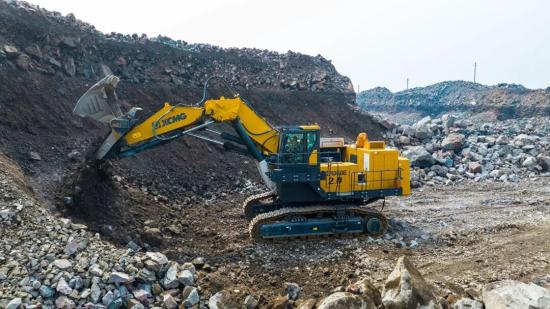 破局“硬岩+低碳”双难题，徐工纯电矿挖XE1350E赢得河北铁矿客户信赖