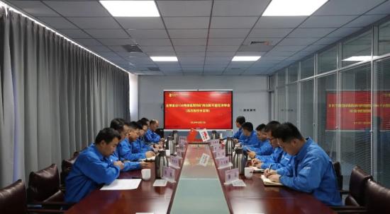 国内首台136吨级氢燃料矿用自卸车成功验收 北方股份与南露天煤矿携手开启绿色矿山新篇章