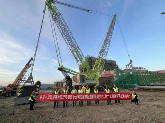 中国智造闪耀非洲！中联重科起重机树立埃塞俄比亚吊装新标杆