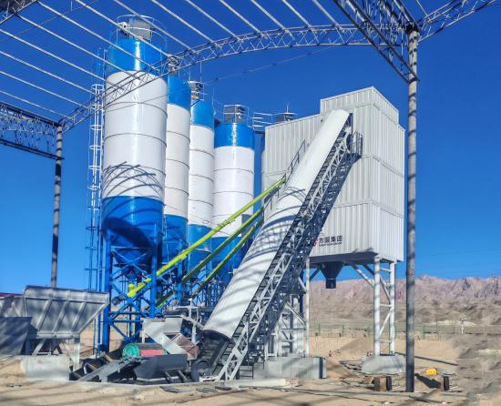 方圆HZS120型搅拌站助力昌山高速施工 畅通河西走廊新动脉