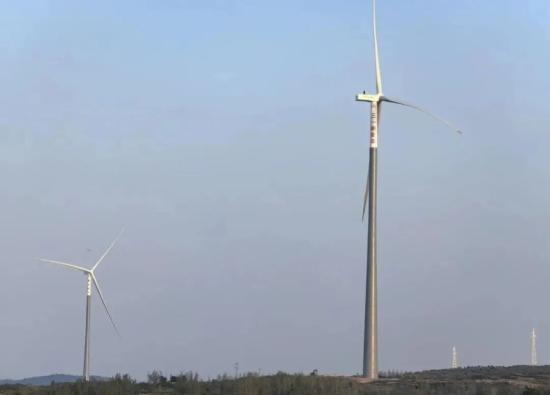 180米混塔！三一重能SI-242系列首个批量混塔项目成功吊装