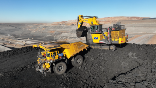 硬核组合，高效出击：徐工XE2000+XDE130演绎矿山施工新高度